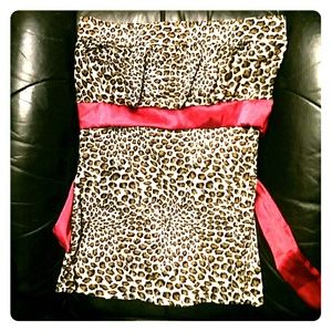 Leapord tube top